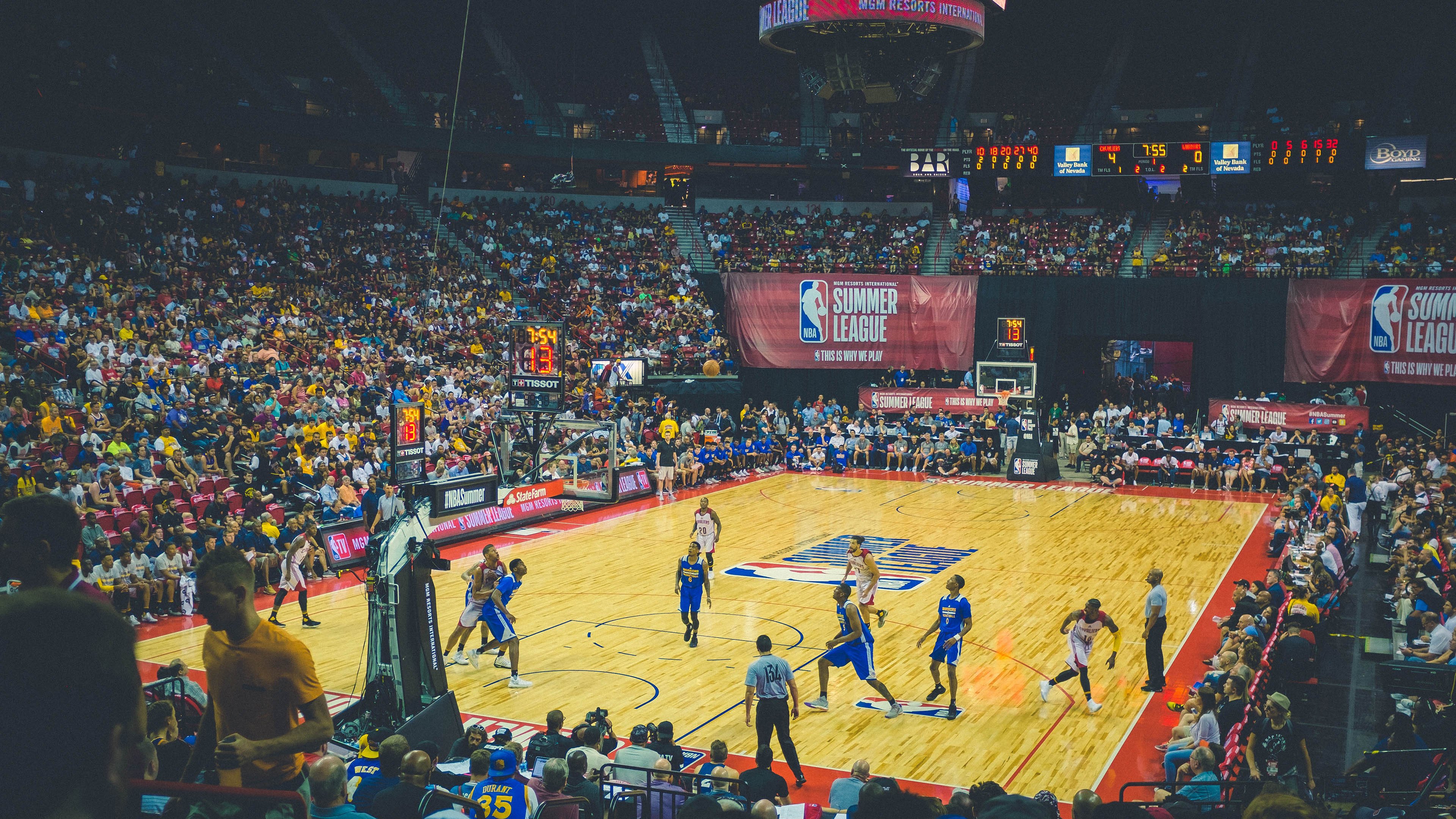 目标明确:争夺终极季后赛名额!